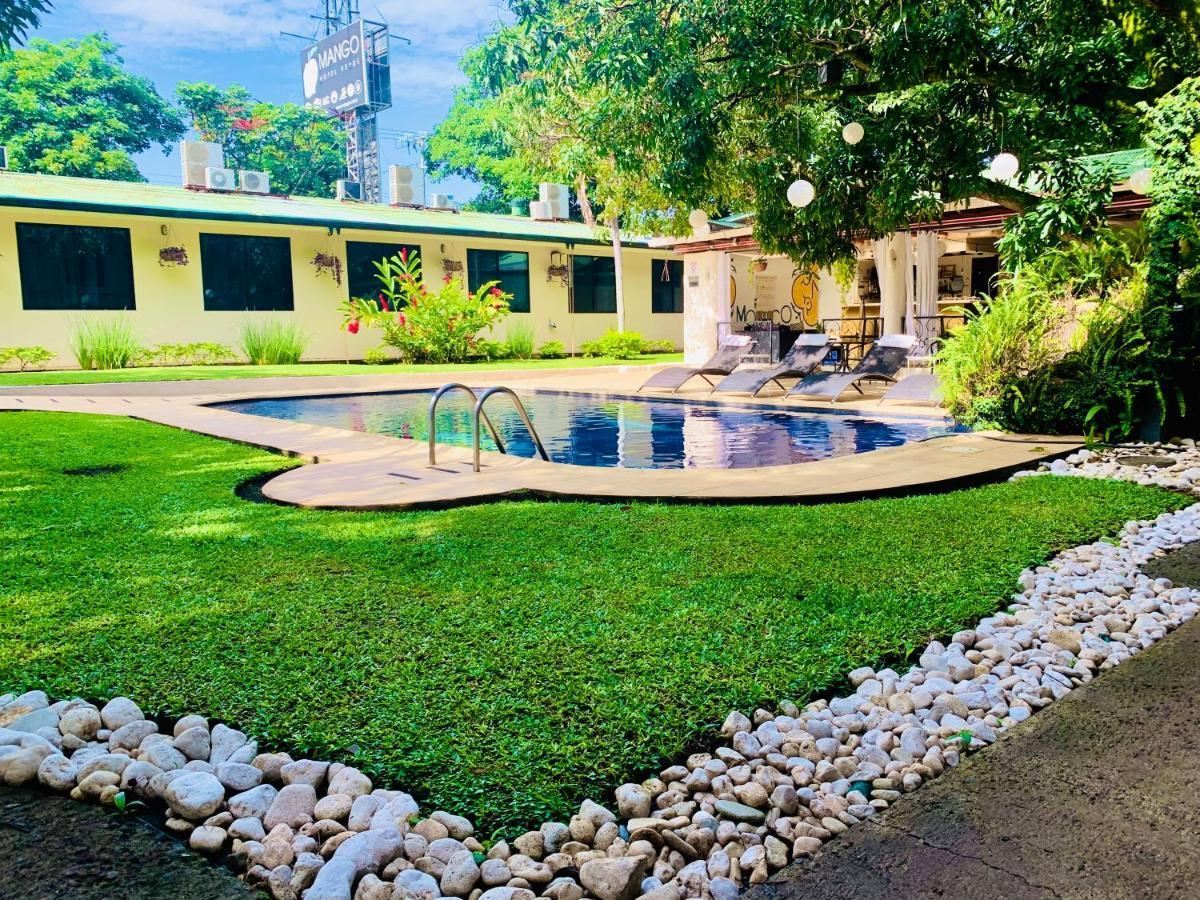 Hotel Mango Airport Río Segundo Buitenkant foto